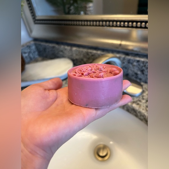Flower Soap Bar - Picture 3 of 7